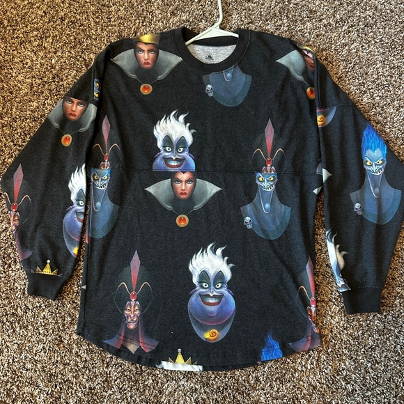 Disney Black Villains Graphic spirit jersey up to no good XS - Picture 5 of 6